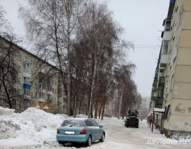 Мэр похвалил Советский район за очистку скатных кровель