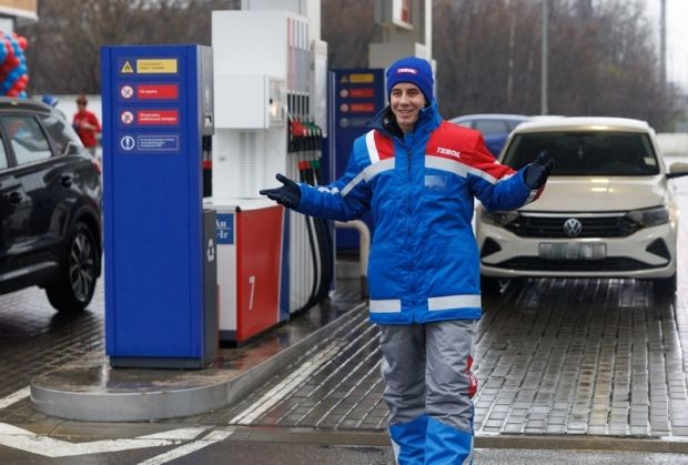 Автоблогер развеял мифы о зимнем топливе