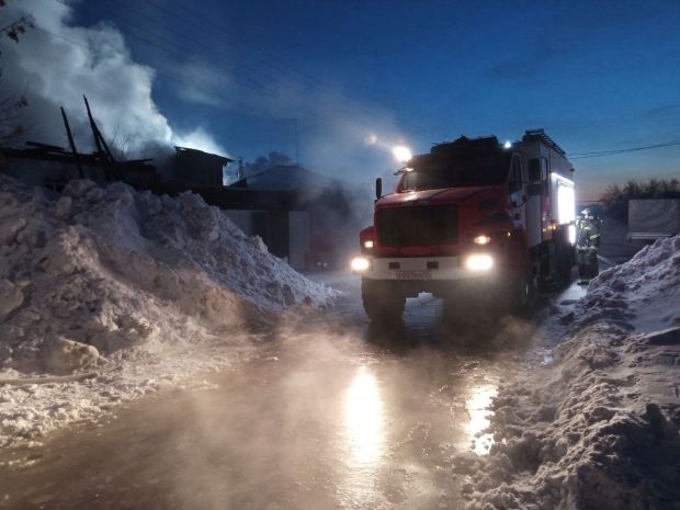 Мужчина поджёг два чужих автомобиля, чтобы вернуть свой