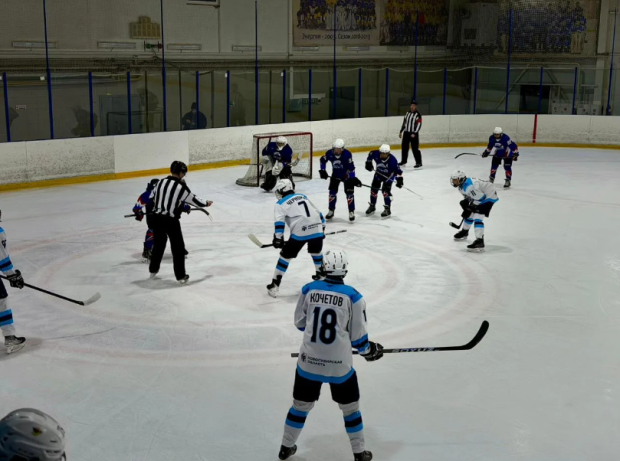Хоккеисты Советского района сыграли решающие для турнирной таблицы матчи