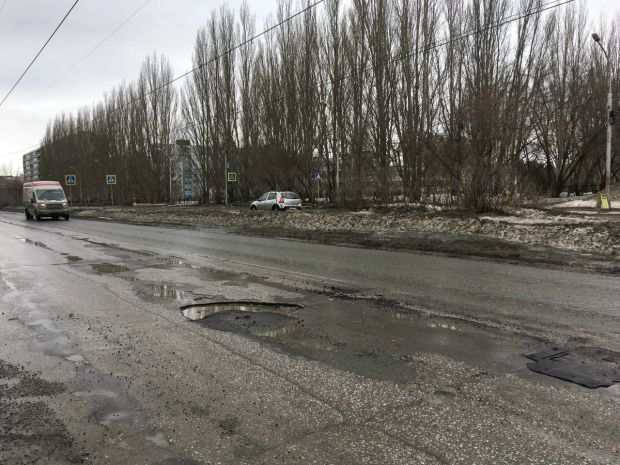 Губернатор рекомендовал поскорее приступить к ямочному ремонту