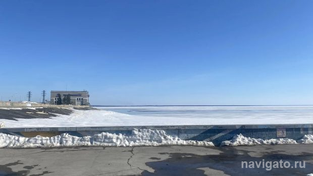 В регионе начали подрывать лёд на реках