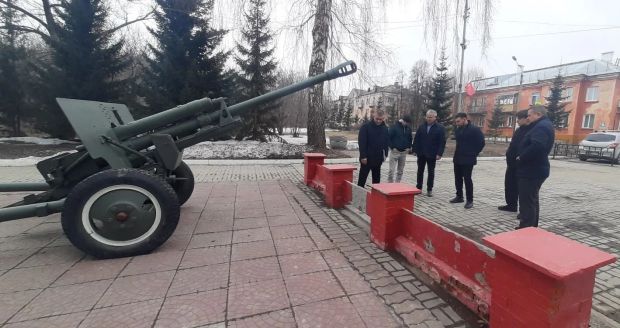 В Советском районе перед Днём Победы обследовали памятники