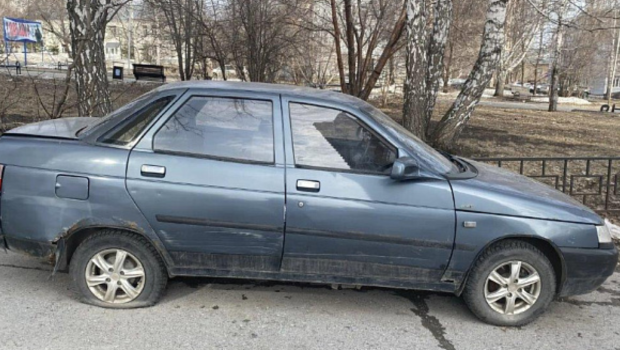 Владельца брошенной Лады ищут в Советском районе
