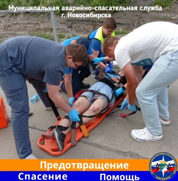 Женщину без сознания обнаружили на путях станции Обское море