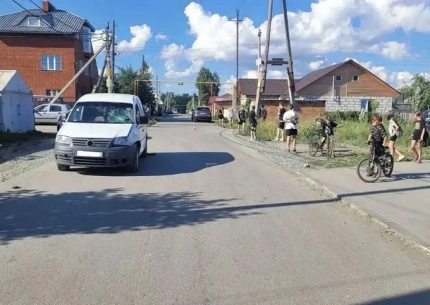 Подростки на питбайке пострадали в ДТП в посёлке Плановом