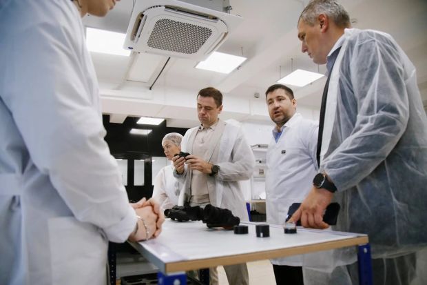 Депутат Госдумы встретился с представителями трудовых коллективов