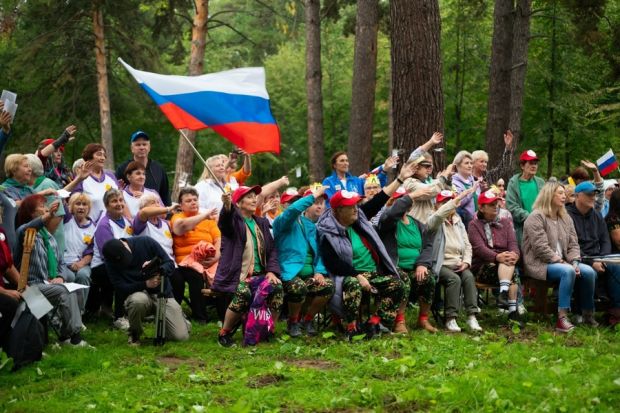 Ветераны Новосибирска участвовали «В походе за бодростью»